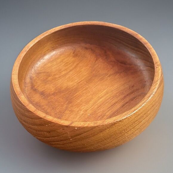VTG Teak Wood Bowl 5.5” Handcrafted Round Thailand Mid Century Modern Decor - Picture 1 of 7